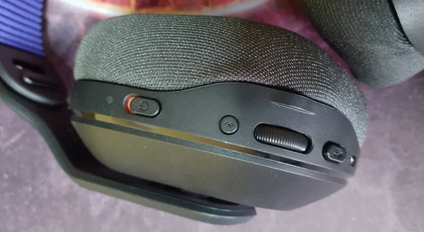 Logitech G522 Lightspeed - sterowanie.