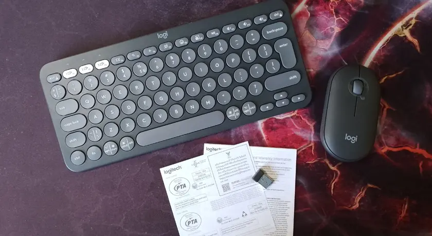 Zawartość opakowania Logitech Pebble 2 Combo.